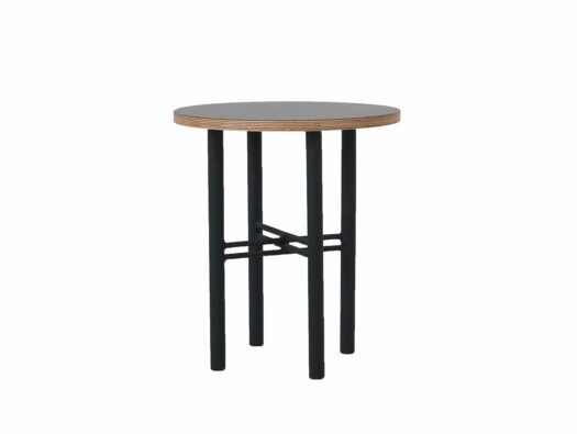 Schwarzer Prego Couchtisch scaled