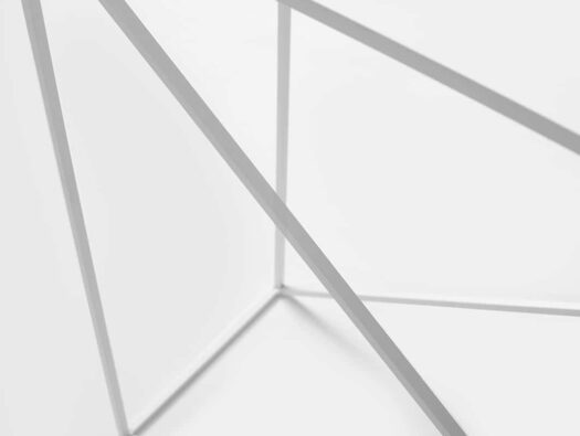 Konsolentisch Slopes aus Metall in Weiß mit Details