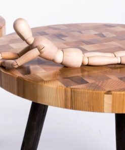 Couchtisch Venus Tischplatte aus Massivholz mit Holzfigur