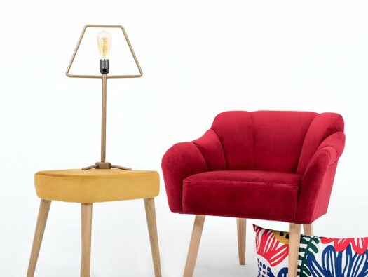 Sessel Blume mit Pouf und Lampe