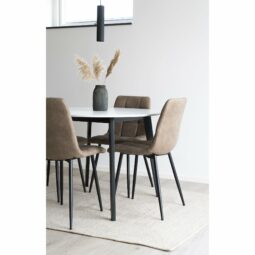 Esstisch Caldo schwarze Tischbeine mit passenden Esszimmerstühlen