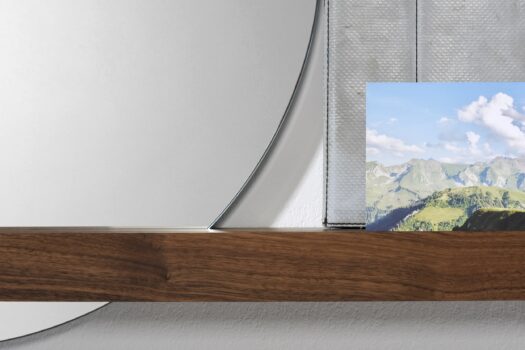 Bilderleiste und Wandspiegel aus Nussbaum 100 cm lang