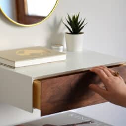 Schublade Nachttisch minimalistisch wandhängend